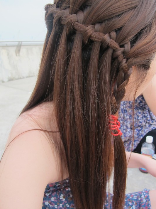 How To Do Waterfall Braid Hairstyles
